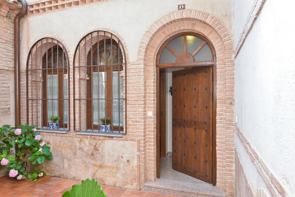 Apartamentos La Casa Del Grial トレド エクステリア 写真