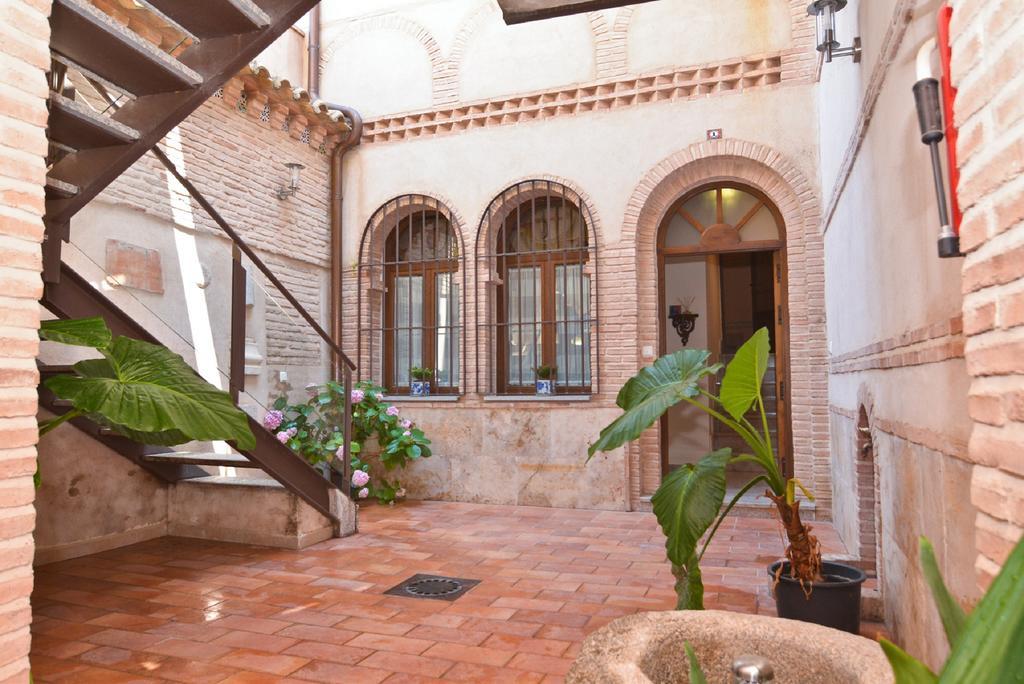 Apartamentos La Casa Del Grial トレド エクステリア 写真