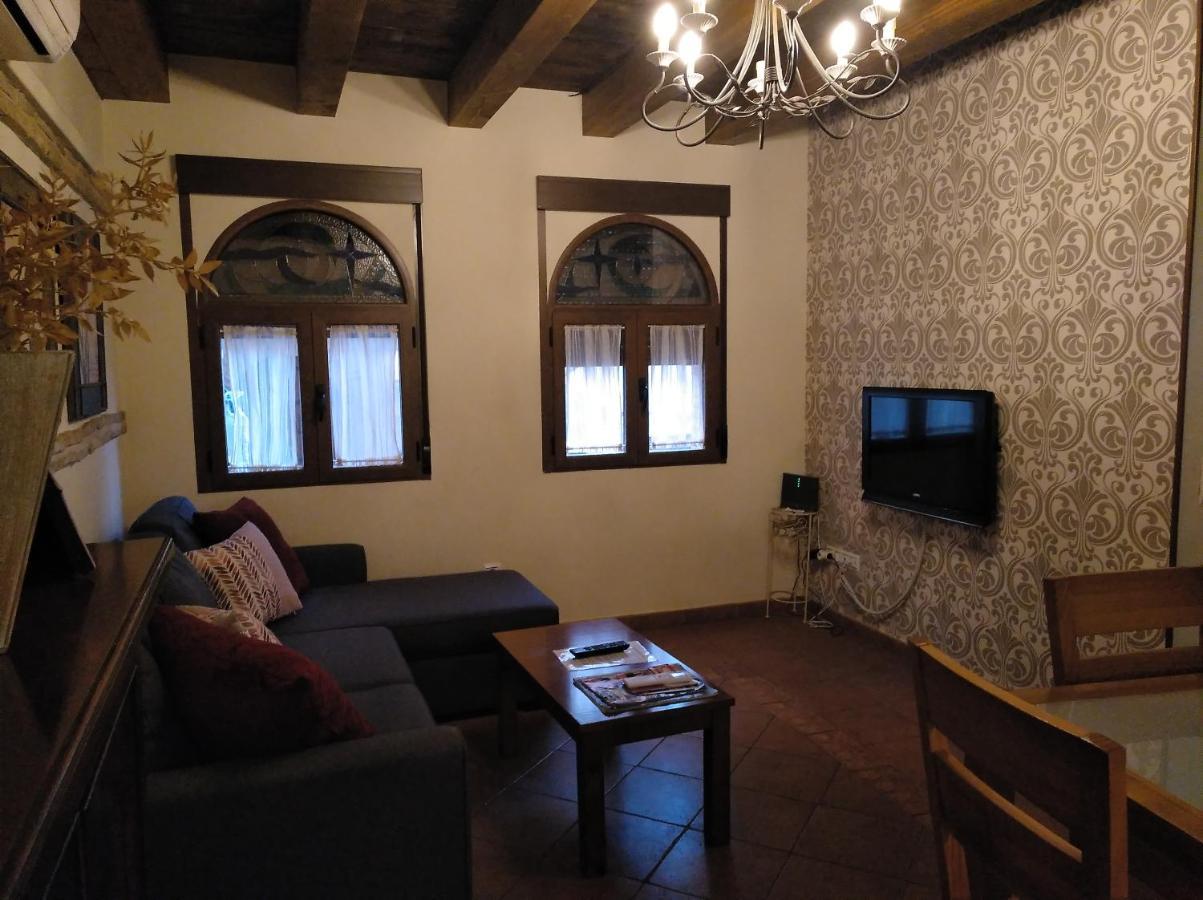 Apartamentos La Casa Del Grial トレド エクステリア 写真